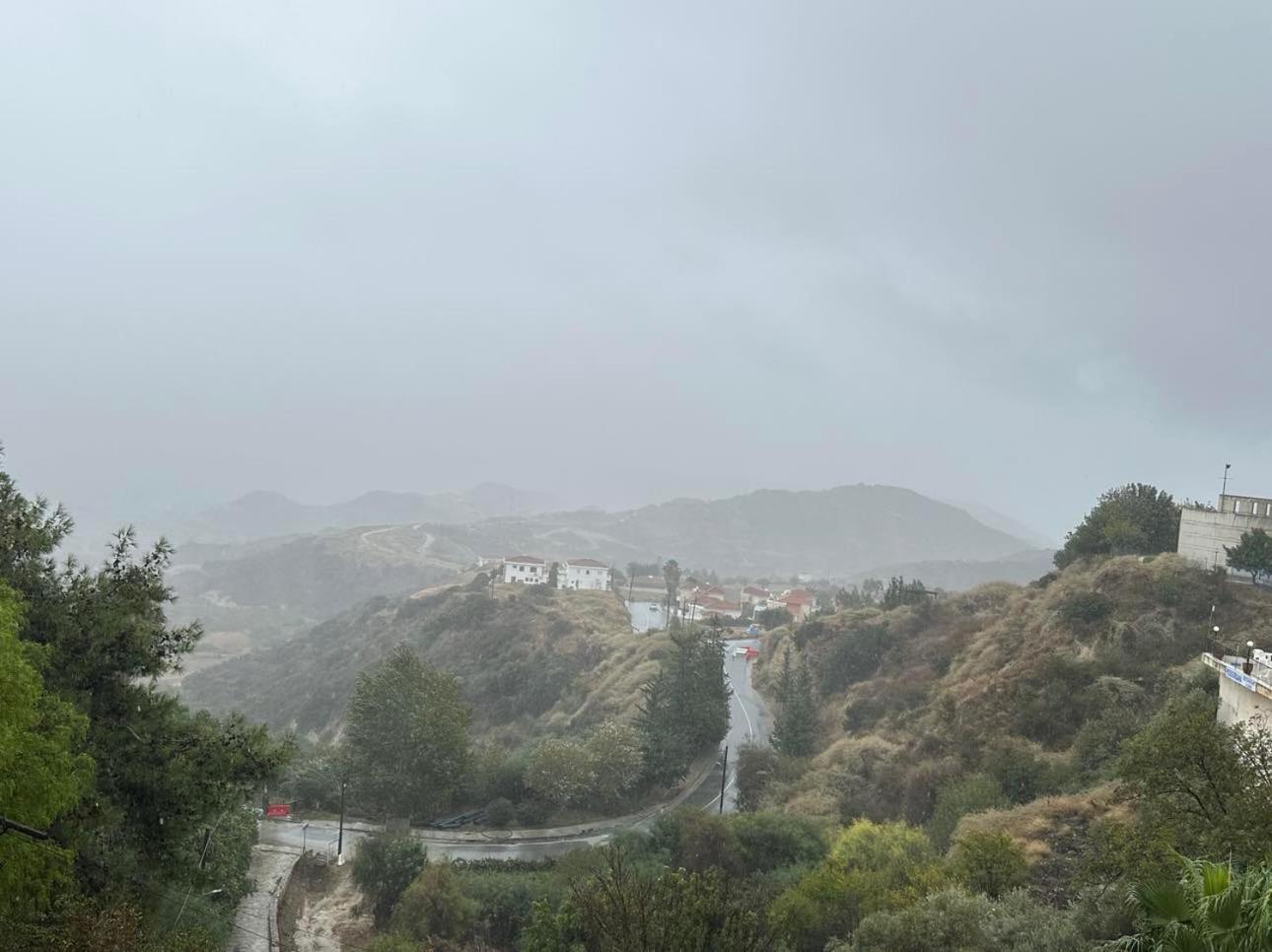 Appartamento Chariandry Court Pissouri Esterno foto