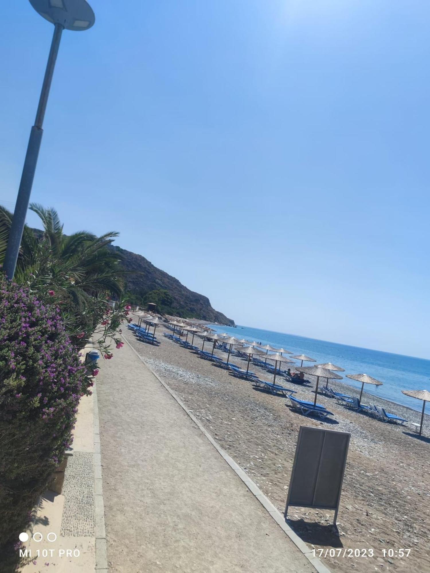 Appartamento Chariandry Court Pissouri Esterno foto