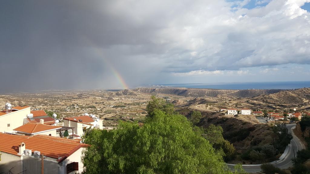 Appartamento Chariandry Court Pissouri Esterno foto